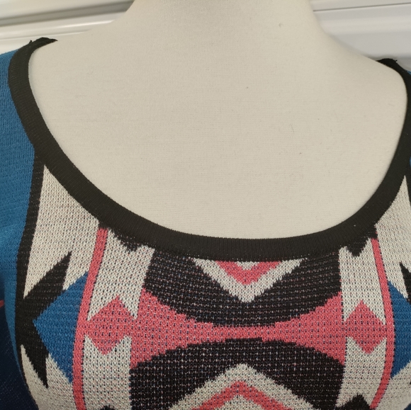 🆕Flying Tomato | Aztec Print Bodycon Sweater Dress Size Small Women's - Picture 14 of 16